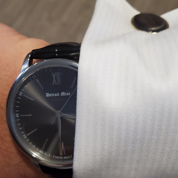 Detroit Mint Watch - Picture 3 of 4